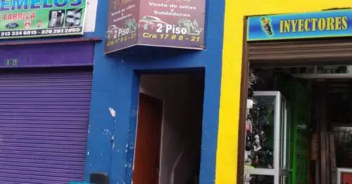 TAPIZADOS Y ADAPTACIONES EL MONO BOGOTÁ TAPIZADOS Y ADAPTACIONES EL MONO BOGOTÁ